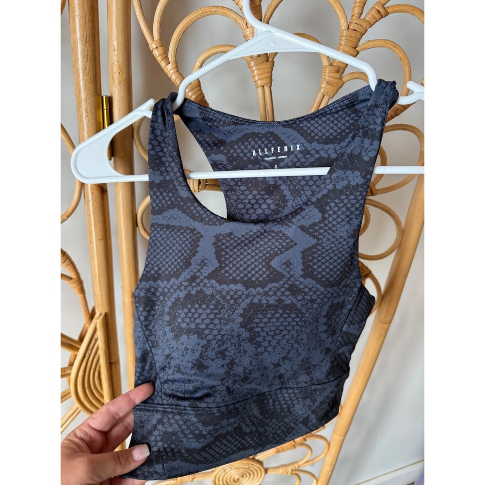 Allfenix‎ Womens Grey Snakeskin Racerback Sports Bra Size S Activewear Cutout